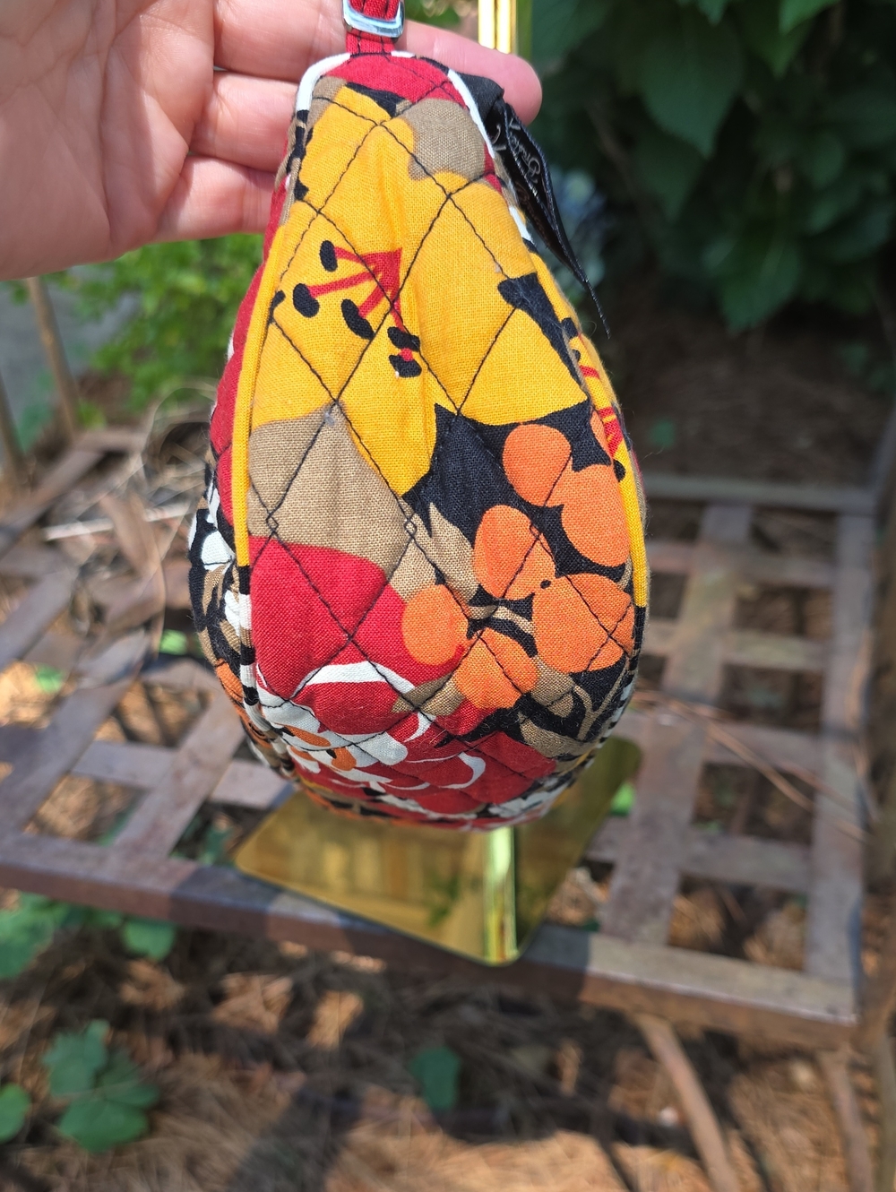 Vera Bradley Quilted Mini Shoulder Bag / Crossbody Small Red Orange Yellow - Picture 5 of 7